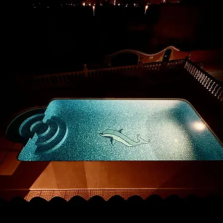 Villa With Wonderful Pool *