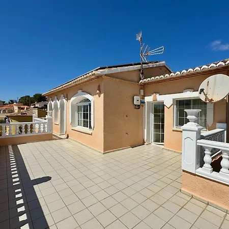 Villa With Wonderful Pool